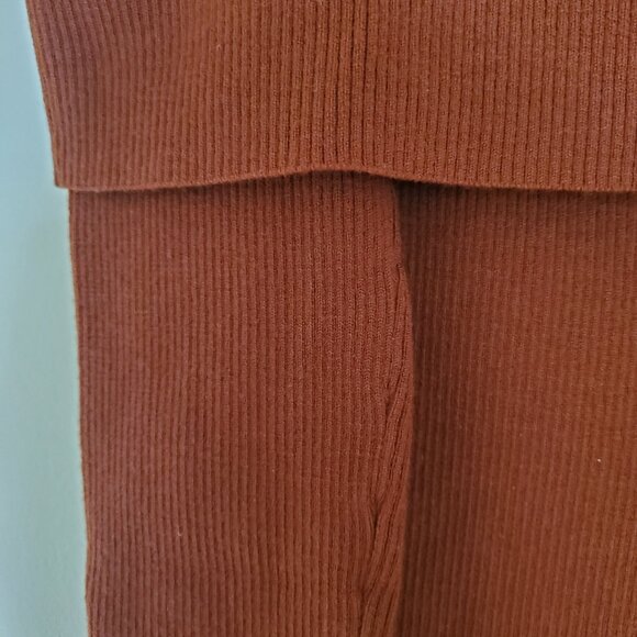 Aritzia Wilfred Croquis Off-Shoulder Sweater - Picture 6 of 8